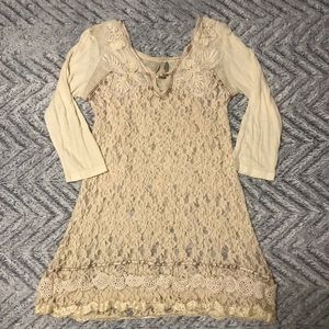 —2 for $20–Lace Cream Top Sz S